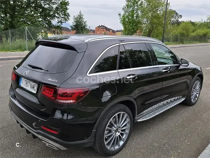 Usado Mercedes GLC300e 320 CV (235 kW) 2020 Negro SUV