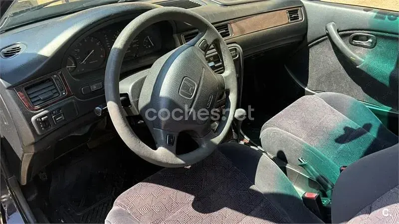 Usado Honda Civic ES 125 CV (91 kW) 1999 Negro Berlina