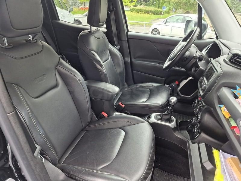 Usado Jeep Renegade Limited 120 CV (88 kW) 2015 Negro SUV