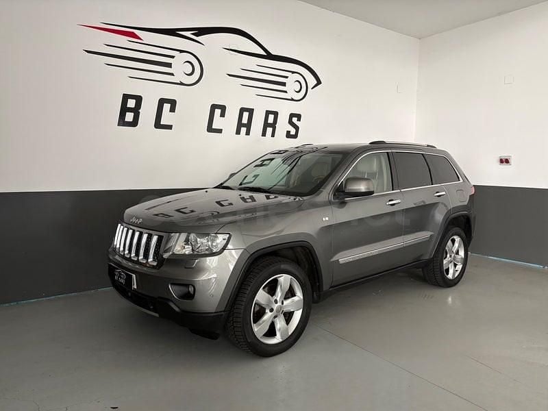 Usado Jeep Grand Cherokee Overland 241 CV (177 kW) 2011 Gris / plata SUV