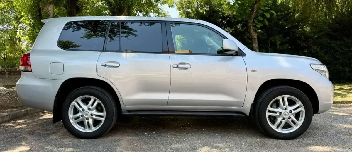 Usado Toyota Land Cruiser 286 CV (210 kW) 2008 Gris SUV