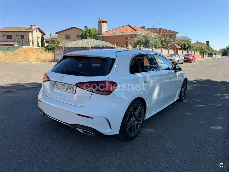 Usado Mercedes A180 109 CV (80 kW) 2018 Blanco Berlina