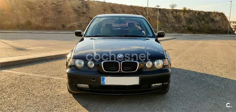 Negro Usado 2004 BMW 316 Compact Utilitario | 4900 € (Precio justo) - Imagen 1/4