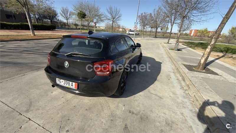 Usado BMW 114 102 CV (75 kW) 2014 Negro Utilitario