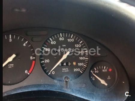 Usado Opel Corsa Eco 60 CV (44 kW) 1999 Granate Berlina