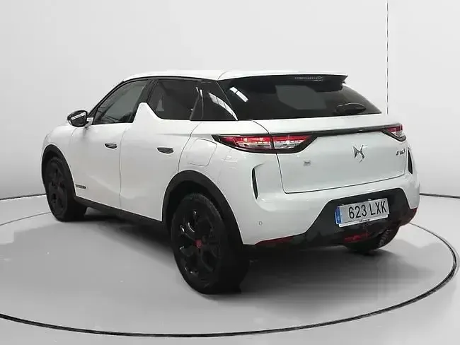 Usado DS Automobiles DS3 Crossback Performance 130 CV (95 kW) 2022 Blanco SUV