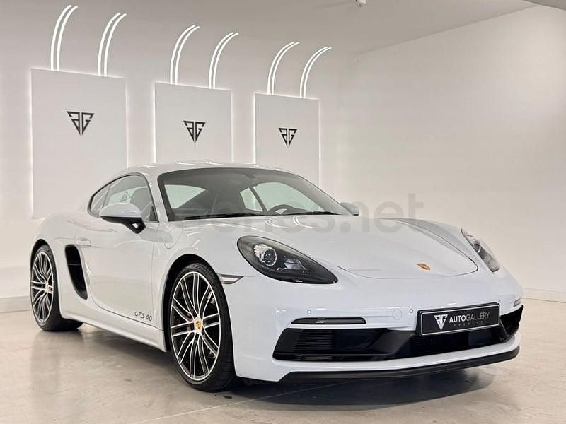 Käytetty Porsche 718 Cayman GTS 400 HP (294 kW) 2021 Valkoinen Coupe - kaksiovinen