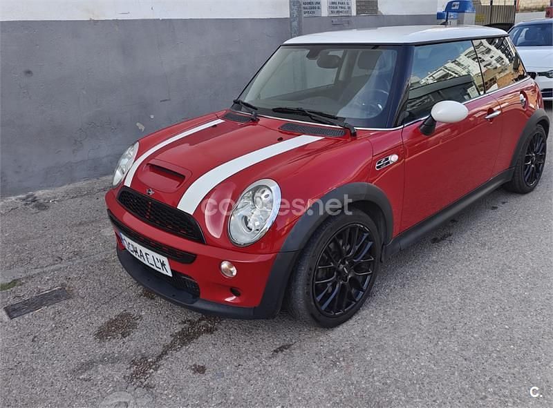 Usado Mini John Cooper Works 210 CV (154 kW) 2005 Rojo Utilitario