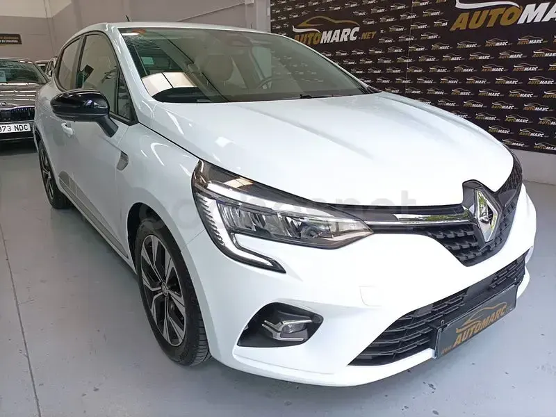 Usado Renault Clio V LIMITED 90 CV (66 kW) 2021 Blanco Berlina