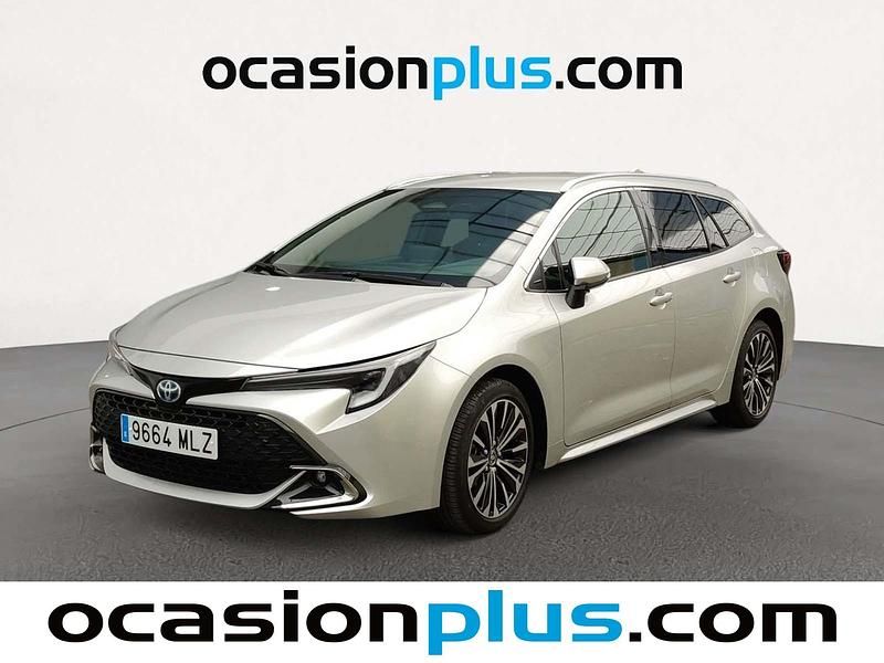 Gris plata Usado 2023 Toyota Corolla Style Familiar | 25.364 € (Precio justo) - Imagen 1/4
