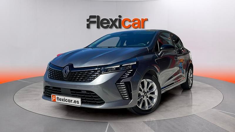 Usado Renault Clio V SE 65 CV (47 kW) 2024 Gris Berlina