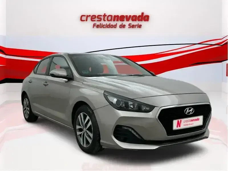 Usado Hyundai i30 120 CV (88 kW) 2018 Gris