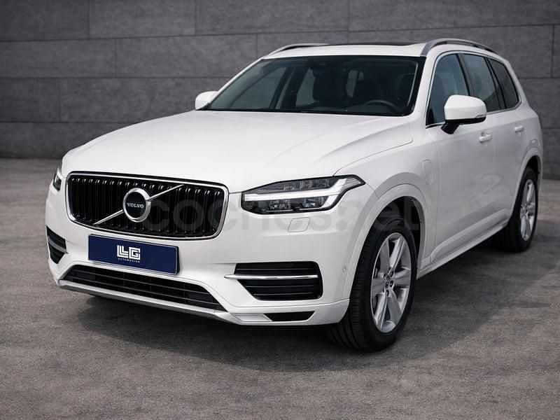 Usado Volvo XC90 Momentum 400 CV (294 kW) 2019 Blanco SUV