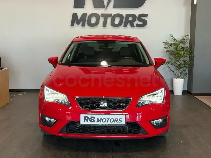 Usado Seat Leon FR 125 CV (91 kW) 2014 Rojo Berlina