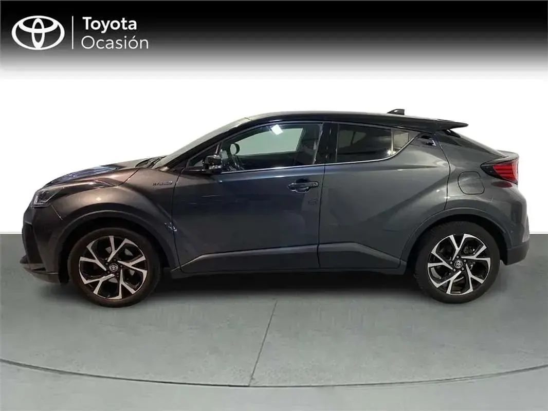 Usado Toyota C-HR Advance 184 CV (135 kW) 2021 Gris / plata SUV