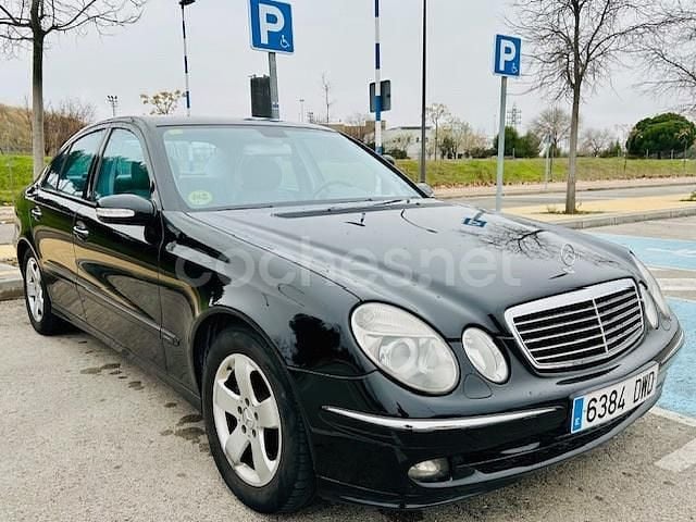 Negro Usado 2006 Mercedes E280 Avantgarde Berlina | 6900 € (Buen precio) - Imagen 1/4