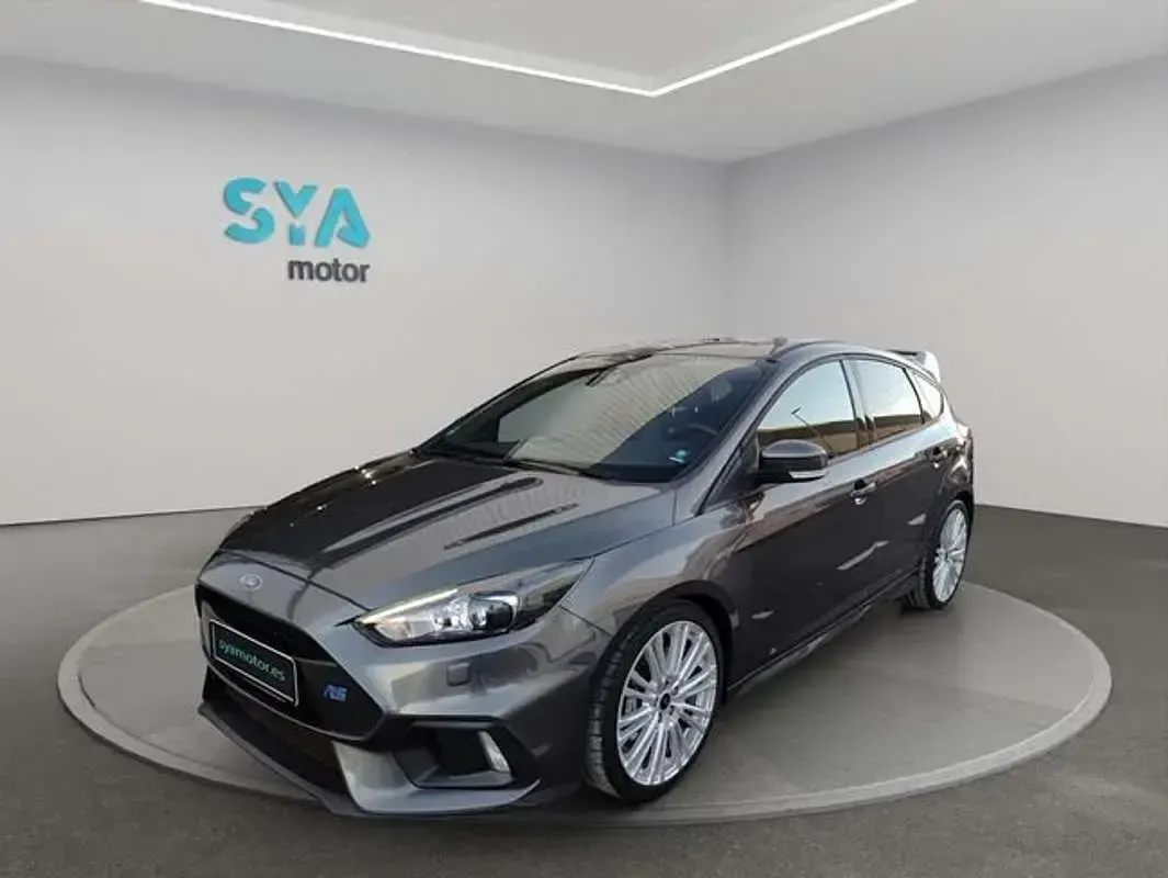Usado Ford Focus RS 354 CV (260 kW) 2018 Gris Berlina