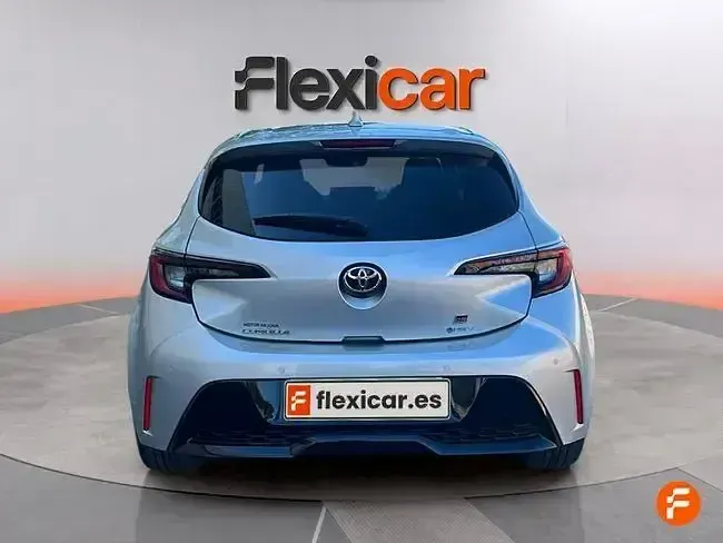 Nuevo Toyota Corolla Plus 140 CV (102 kW) 2026 Gris Berlina