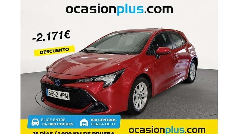 Rojo Usado 2024 Toyota Corolla Active Utilitario | 21.410 € (Precio justo) - Imagen 1/4