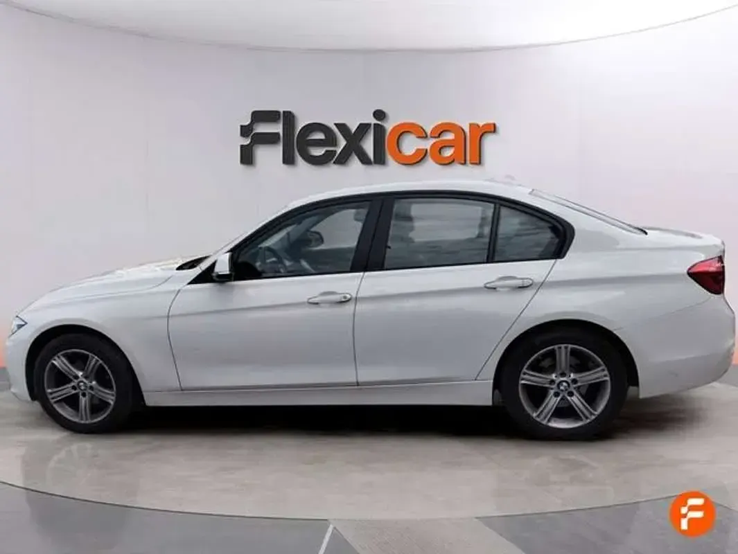 Używany BMW 318 Gran Turismo 150 KM (110 kW) 2017 Biały Sedan/Limuzyna