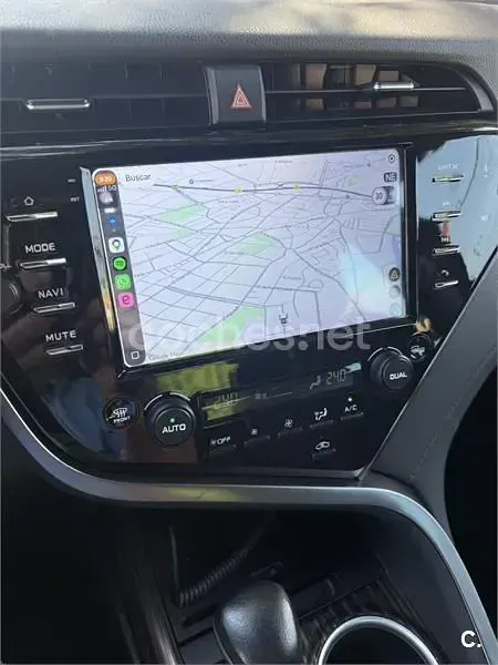 Usado Toyota Camry Luxury 218 CV (160 kW) 2020 Marrón Berlina