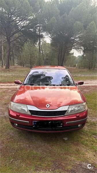 Granate Usado 2003 Renault Laguna II Privilege Berlina | 1700 € (Precio justo) - Imagen 1/4