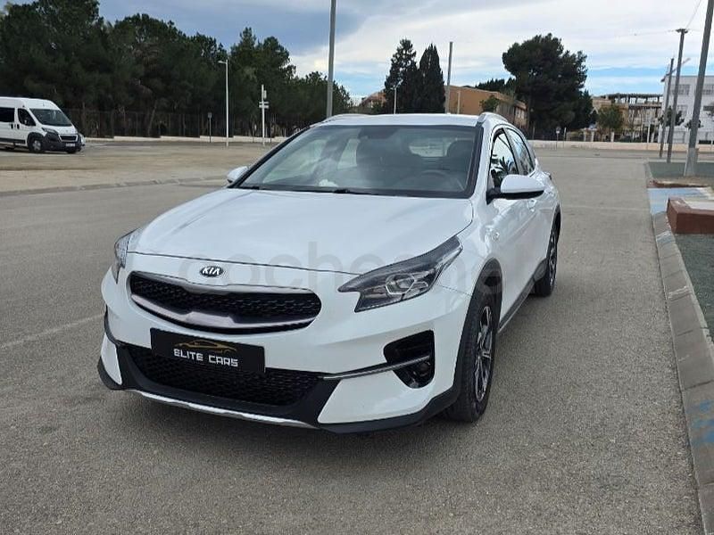 Usado Kia XCeed 140 CV (102 kW) 2020 Blanco SUV