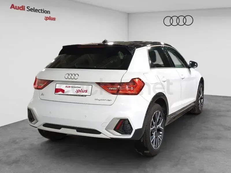 Usado Audi A1 Ambiente 95 CV (69 kW) 2021 Blanco SUV