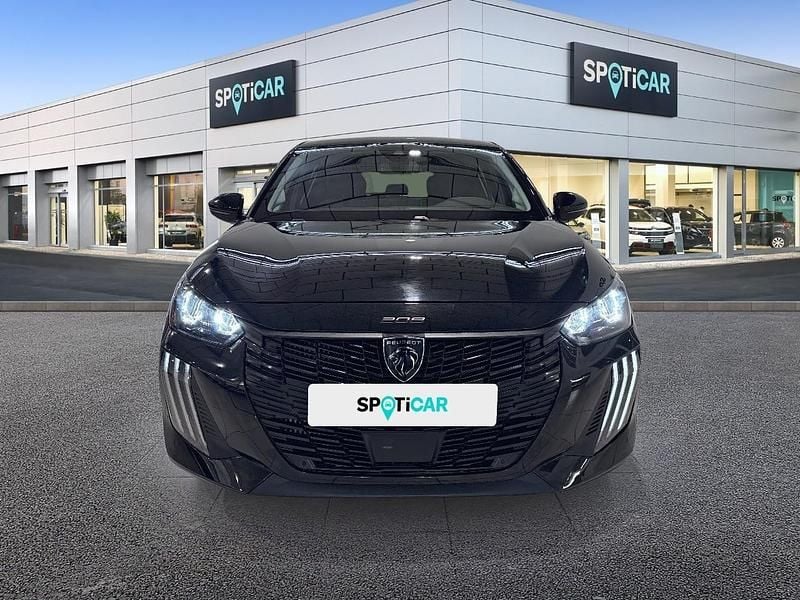 Usado Peugeot 208 Allure 101 CV (74 kW) 2025 Negro Utilitario