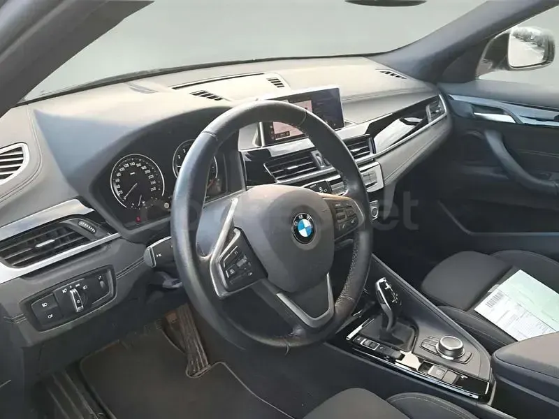 Usado BMW X2 Comfort Edition 136 CV (100 kW) 2023 Gris / plata SUV
