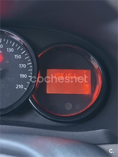 Usado Dacia Dokker Stepway 90 CV (66 kW) 2016 Blanco Monovolumen