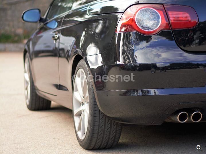 Usado VW Eos 250 CV (183 kW) 2007 Negro Descapotable