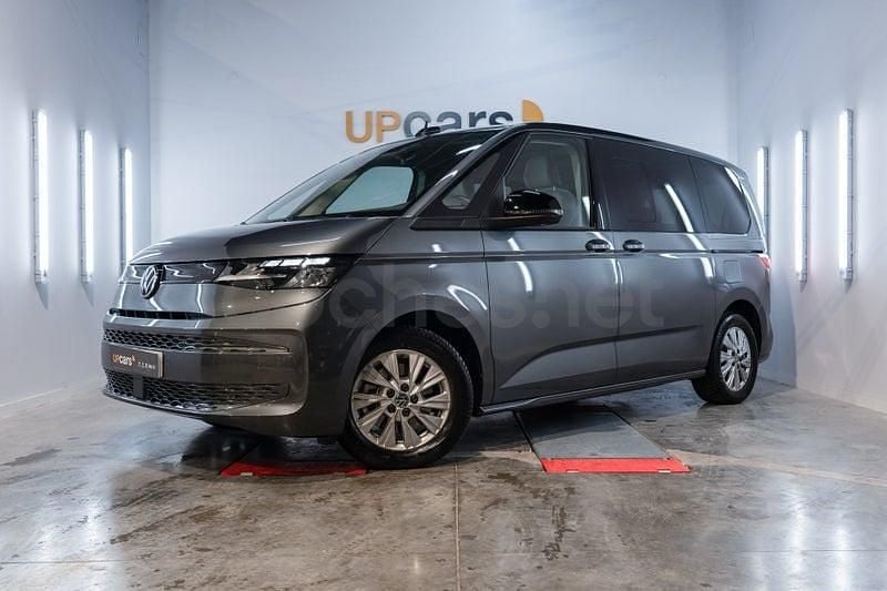 Usado VW Multivan Life 245 CV (180 kW) 2025 Gris / plata Van