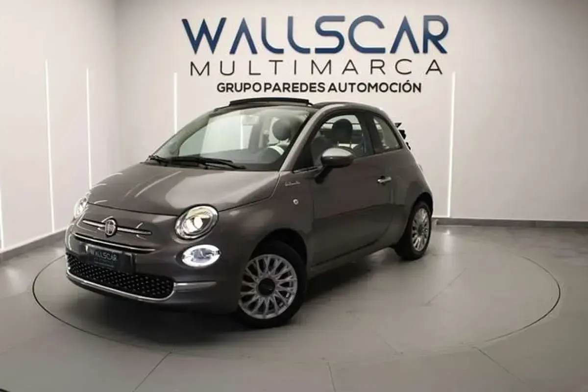 Usado Fiat 500 Dolcevita 69 CV (50 kW) 2023 Gris Descapotable
