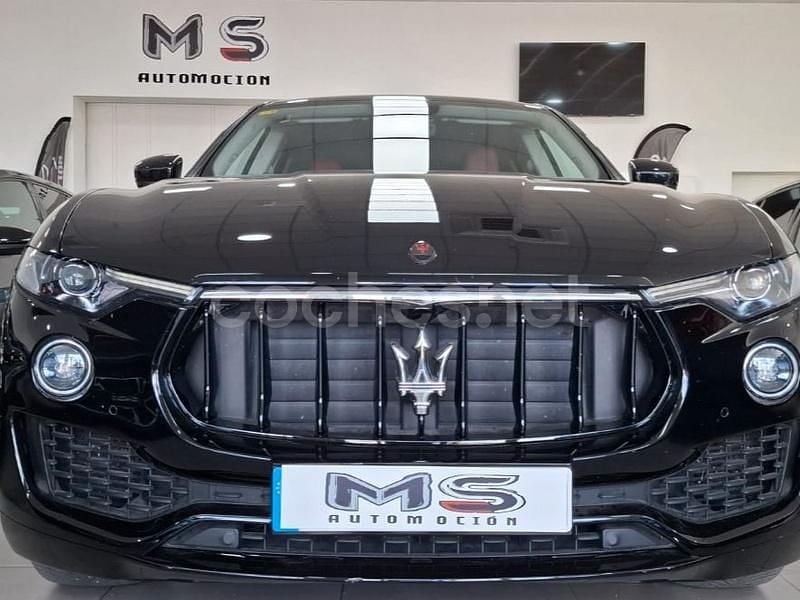 Usado Maserati Levante 350 CV (257 kW) 2018 Negro SUV
