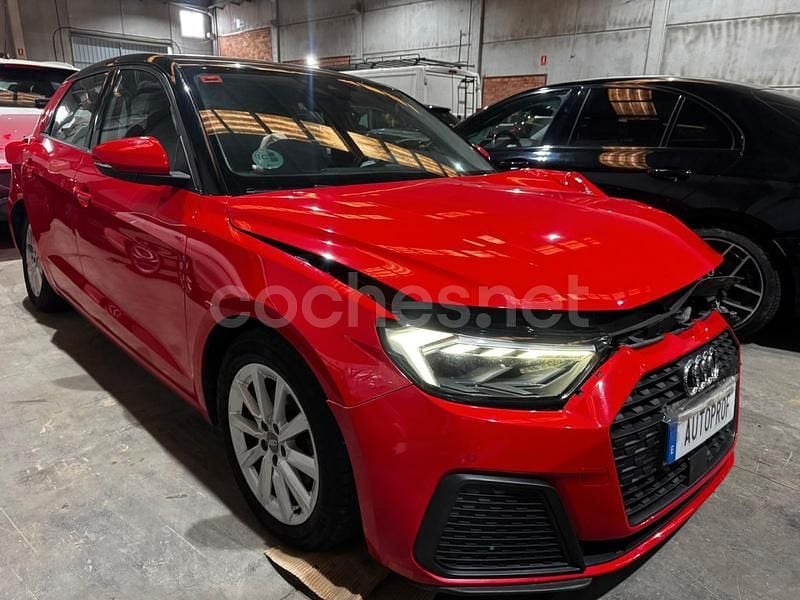 Rojo Usado 2019 Audi A1 Sportback Utilitario | 7599 € - Imagen 1/4
