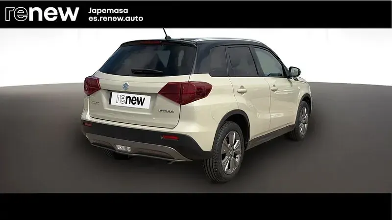 Usado Suzuki Vitara 140 CV (102 kW) 2019 Marfil sabana / negr SUV
