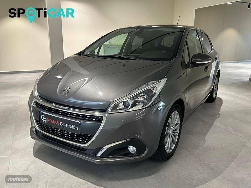 Gris Usado 2019 Peugeot 208 Signature Sky Utilitario | 12.500 € (Caro) - Imagen 1/4