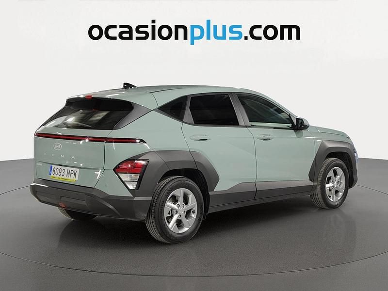 Usado Hyundai Kona 141 HP (103 kW) 2024 Verde SUV