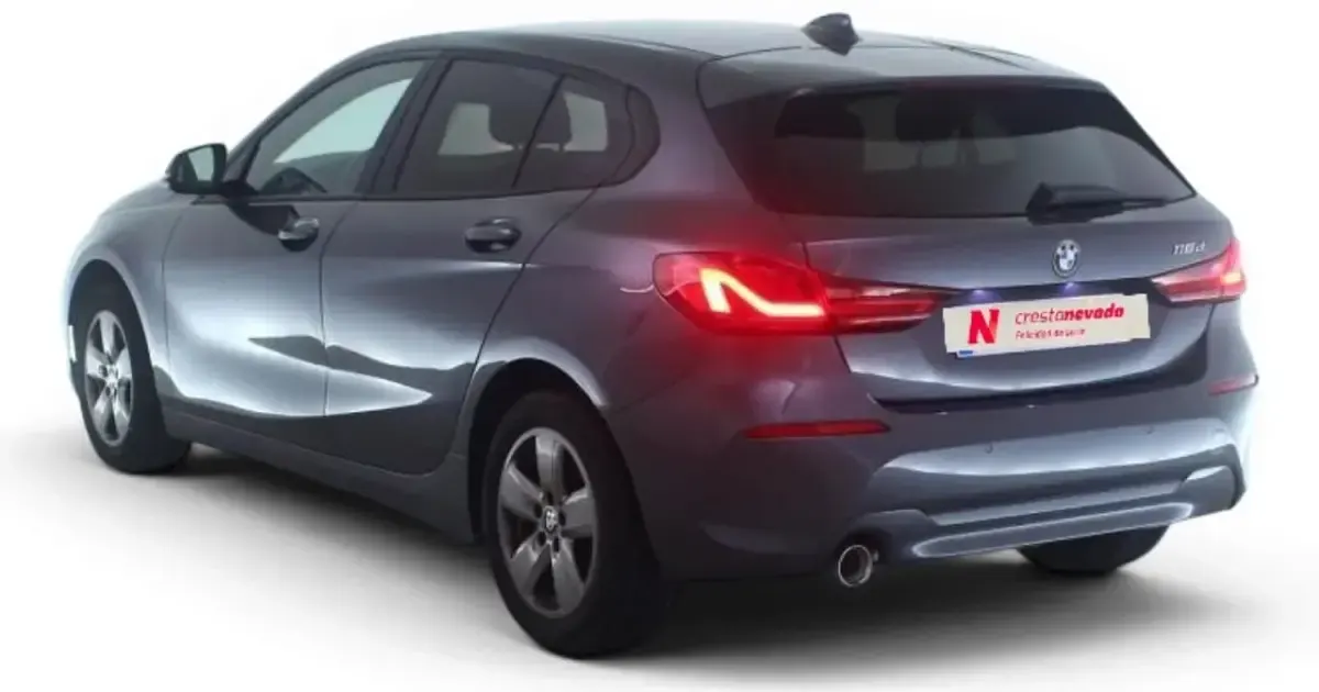 Usado BMW 116 Comfort Edition 116 CV (85 kW) 2021 Gris Utilitario