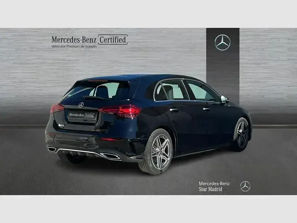 Usado Mercedes A180 136 HP (100 kW) 2025 Preto Sedan