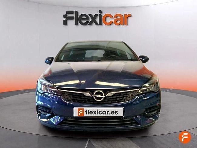Usado Opel Astra 110 CV (80 kW) 2020 Azul Berlina
