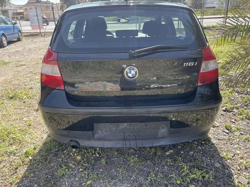 Usado BMW 116 116 CV (85 kW) 2004 Negro Utilitario