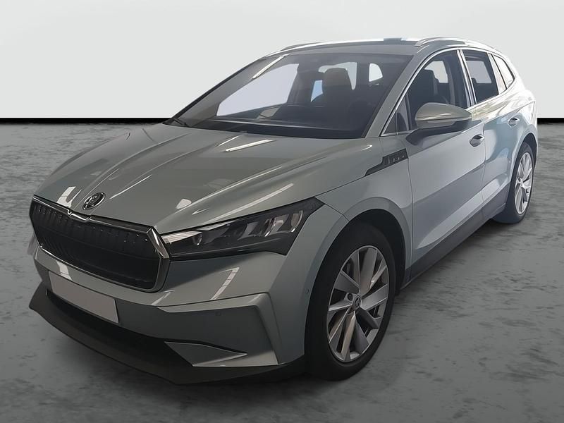 Plata árctico metalizado Usado 2024 Skoda Enyaq iV SUV | 31.990 € - Imagen 1/4