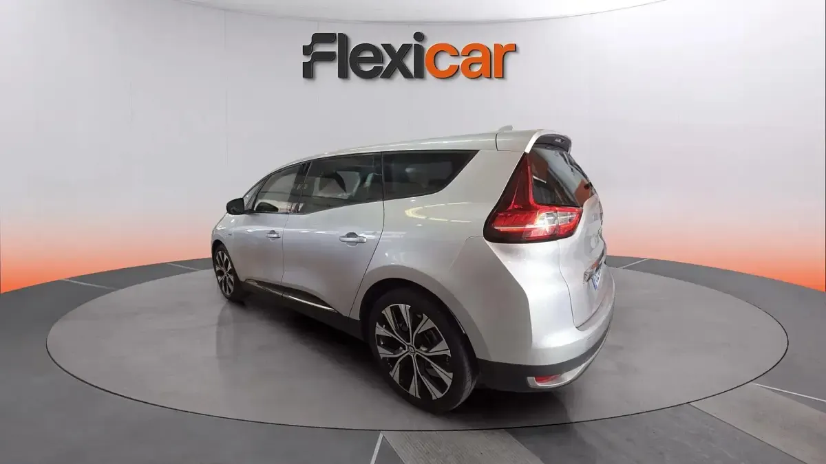 Usado Renault Grand Scénic IV LIMITED 140 CV (102 kW) 2021 Gris Monovolumen