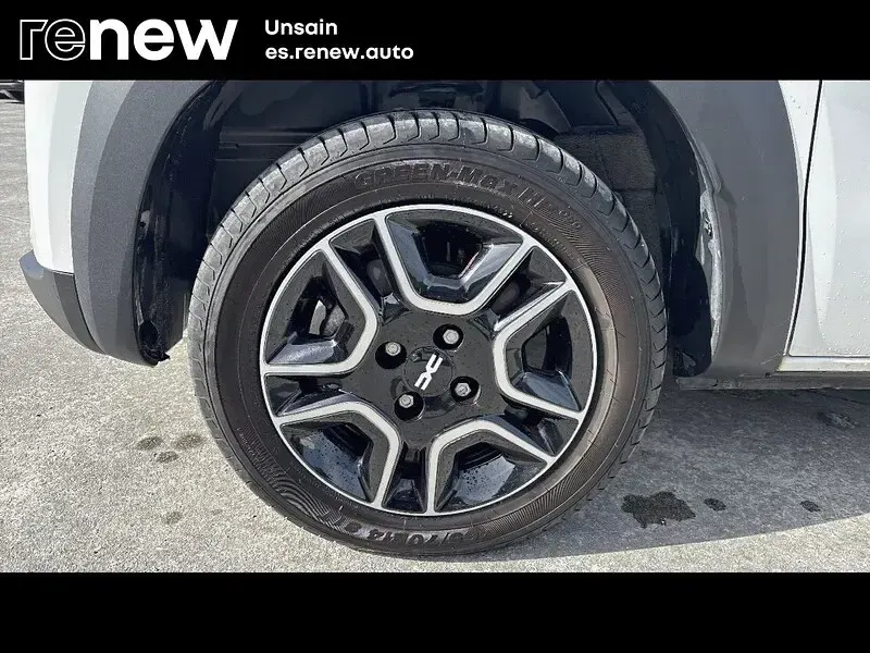 Usado Dacia Spring Essentiel 44 kW (61 CV) 2023 Blanco Utilitario