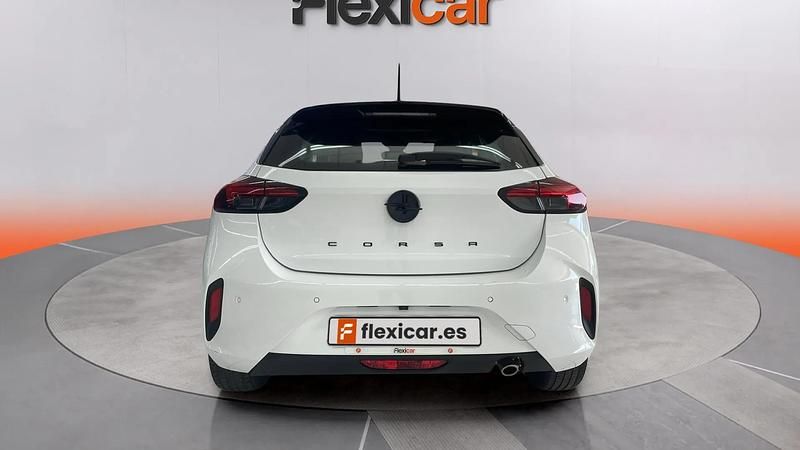Usado Opel Corsa 101 CV (74 kW) 2024 Blanco Berlina