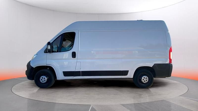 Usado Citroën Jumper 140 CV (102 kW) 2021 Blanco Monovolumen