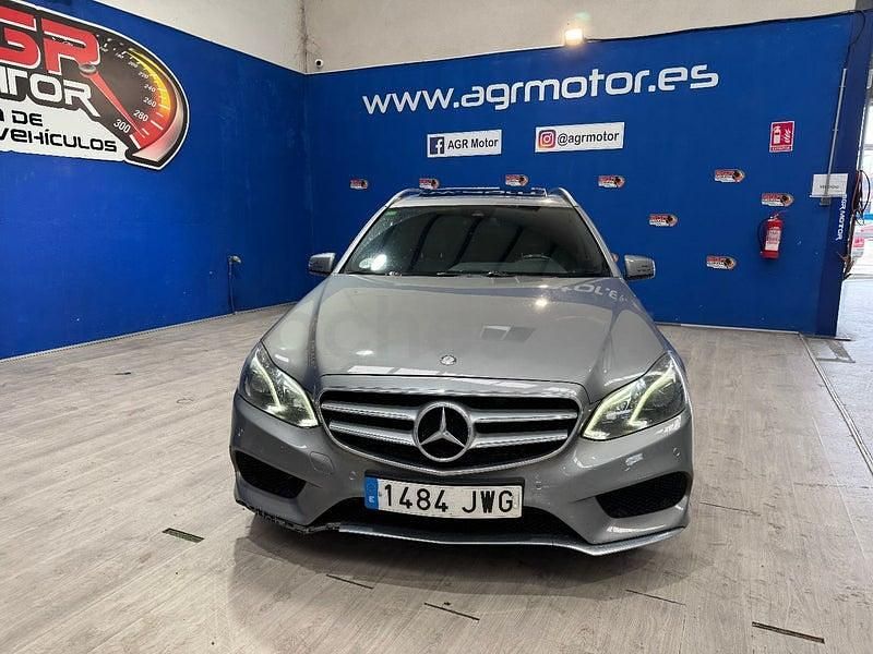 Usado Mercedes E250 Avantgarde 204 CV (150 kW) 2012 Gris / plata Familiar