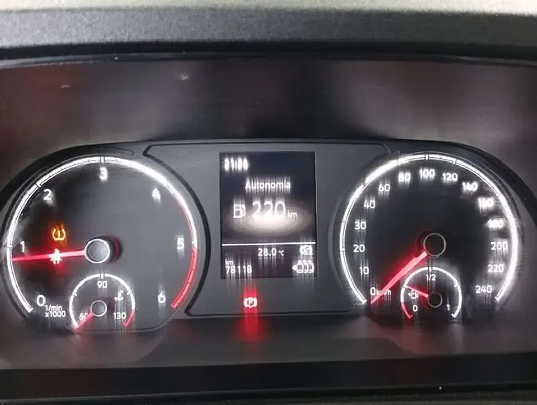 Usado VW Caddy 102 CV (75 kW) 2023 Blanco Monovolumen
